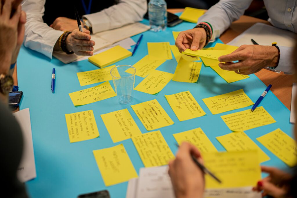 Associer les jeunes et les équipes à la conception de mon établissement